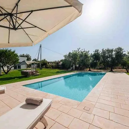 Modern Trulli With A Beautiful New Pool *