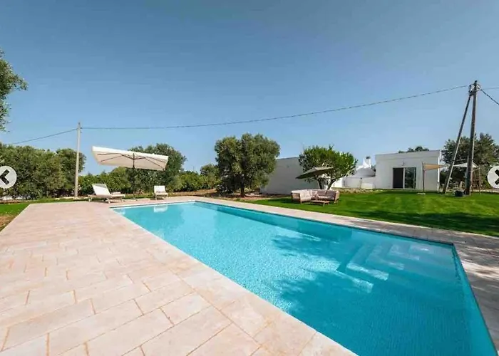 Modern Trulli With A Beautiful New Pool * チェーリエ・メッサーピカ